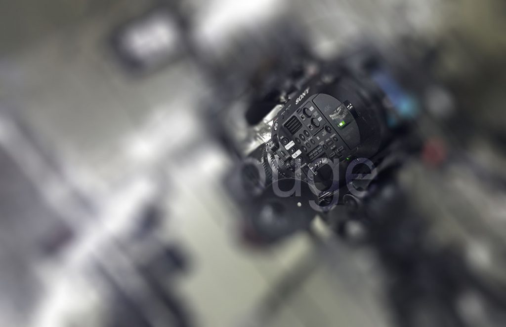 experienced-camera-operator-for-industrial-factory-shooting-shanghai-to-hire