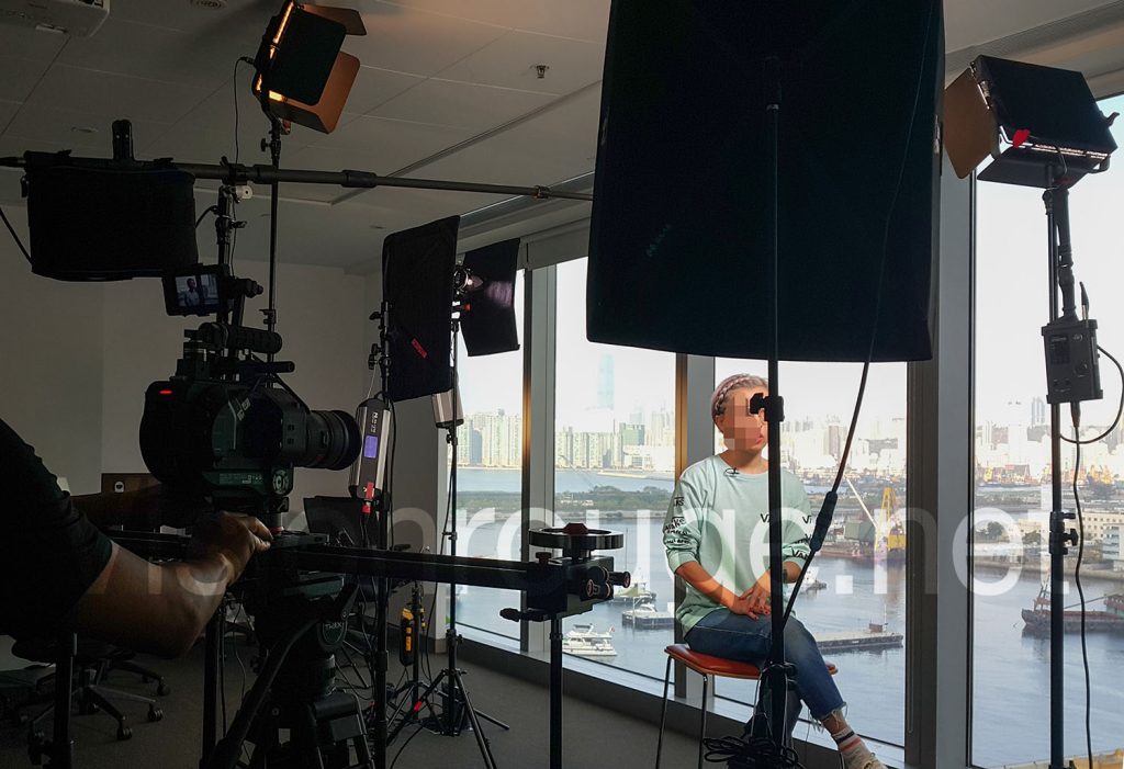 Three-man-video-crew-slider-fs7-to-hire-hong-kong-corporate-photographer