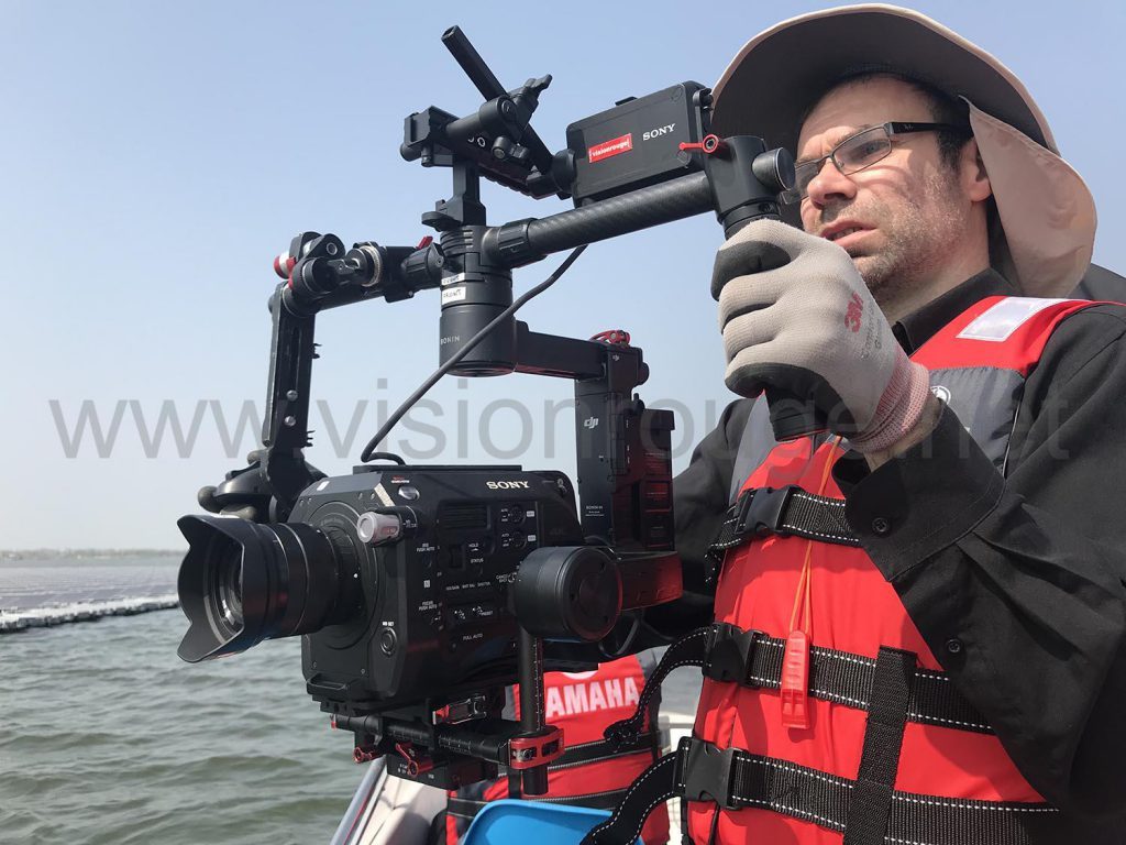 Smallrig cage looking for a camera operator in hefei
