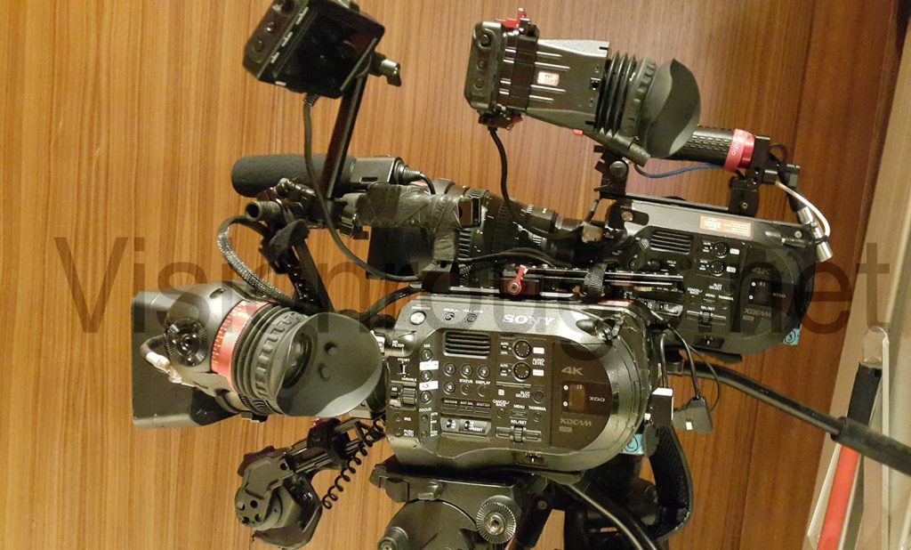 Sony-FS7mark1-vs-sony-fs7mark2-side-comparaison-to-film-corporate-Interviews-in-Hong-Kong-cheap