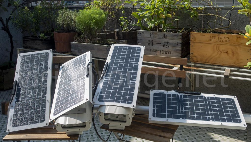 Solar panels power long duration DIY time lapse photo project