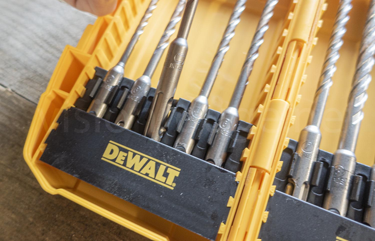 DeWalt SDS drill set box